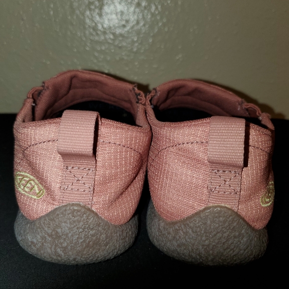 KEEN Womens Slip on Shoes 7 - Picture 5 of 10